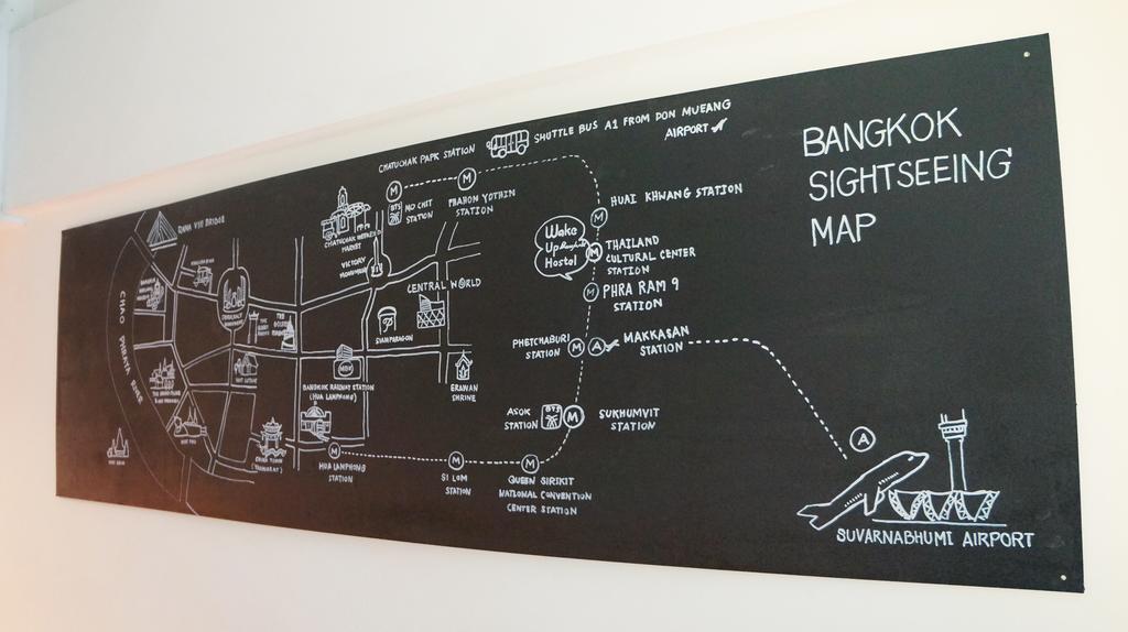 Wake Up Hostel 방콕 외부 사진