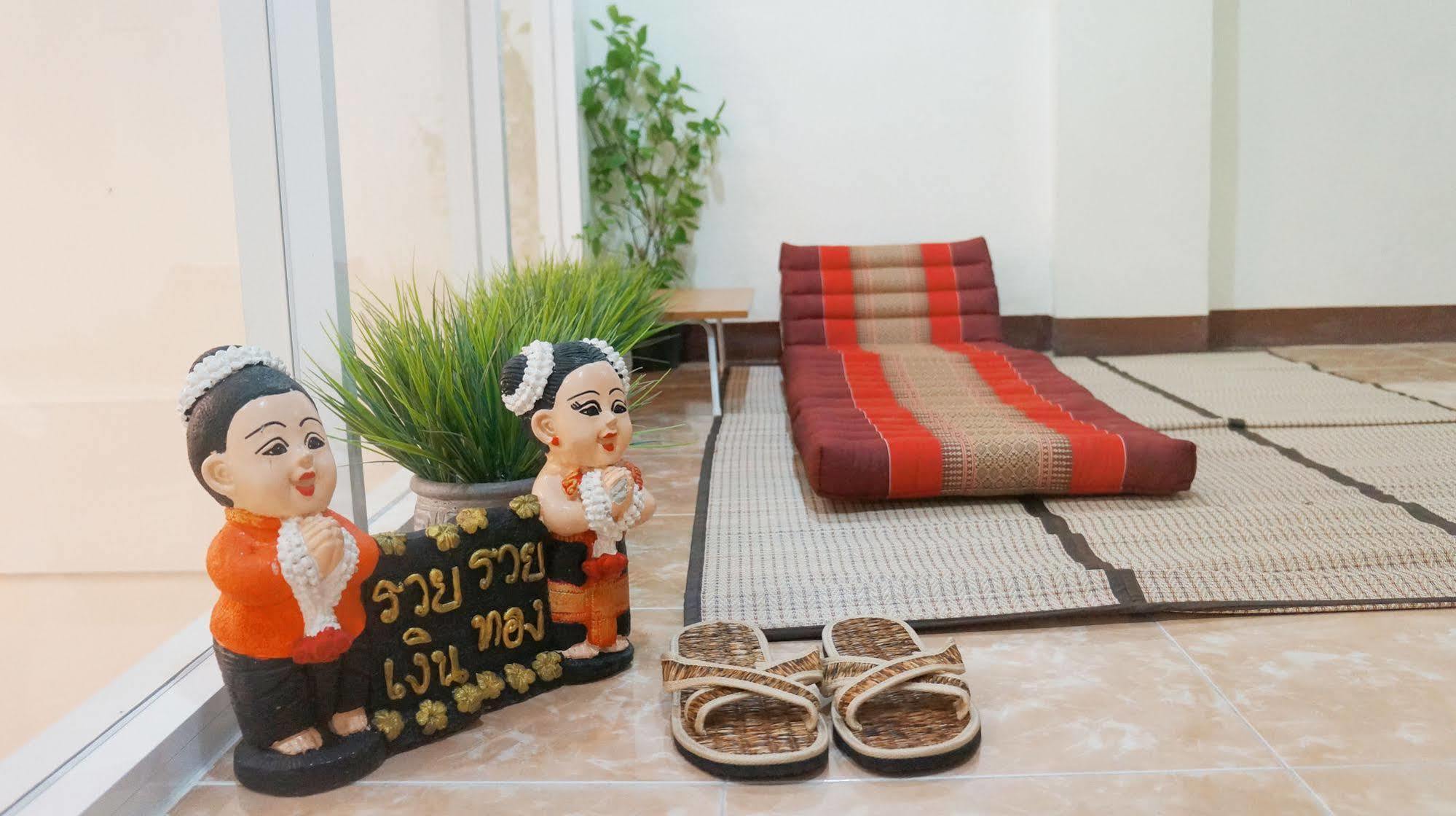 Wake Up Hostel 방콕 외부 사진